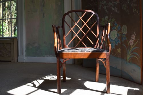 GEORGE III 'COCKPEN' ARMCHAIR - ADDITIONAL PHOTO 3