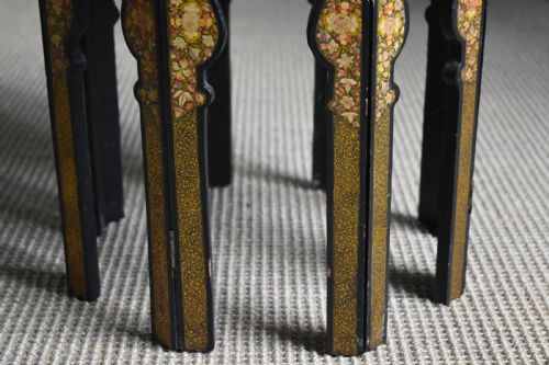 INDIAN KASHMIRI PAINTED TABLE - ADDITIONAL PHOTO 6