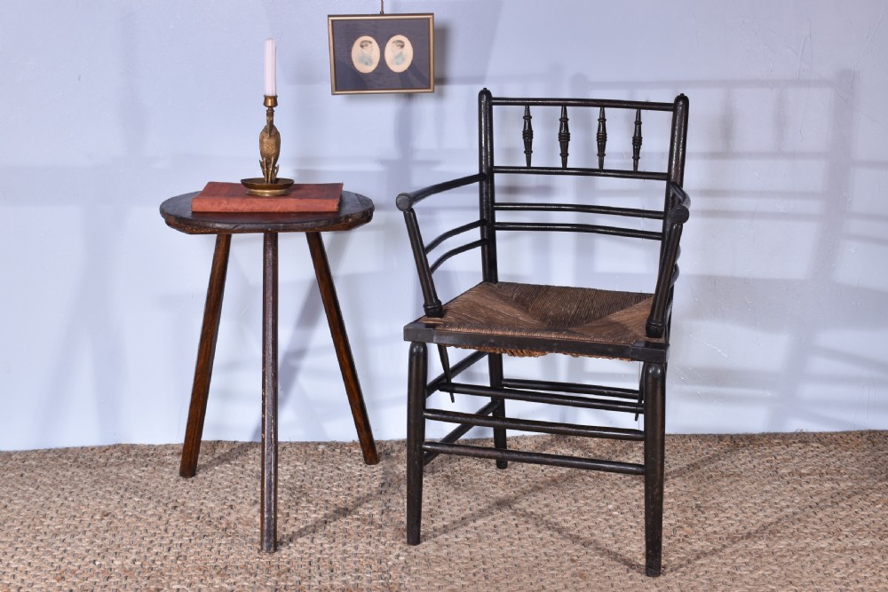 Morris & Co Sussex Armchair View II