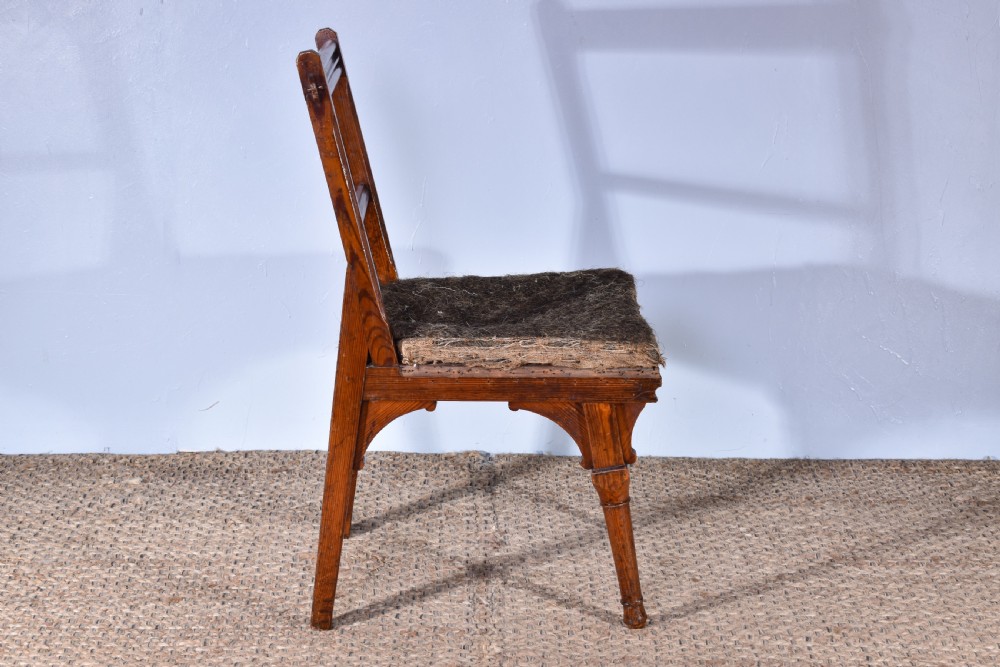 Pitch Pine Chair View IV