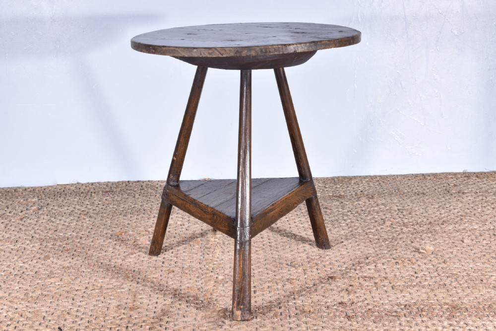 Pine Cricket Table 