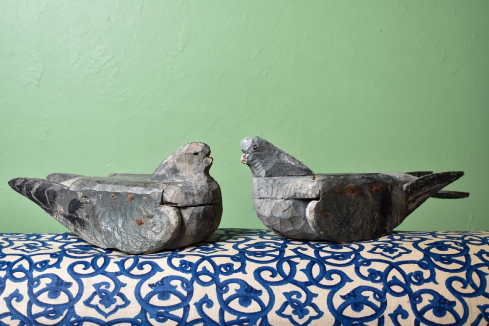 Pair Of Pigeon Decoys 