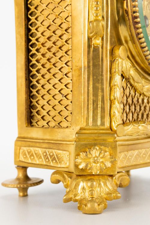LOUIS XV STYLE 19TH CENTURY ORMOLU TABLE CLOCK - ADDITIONAL PHOTO 11