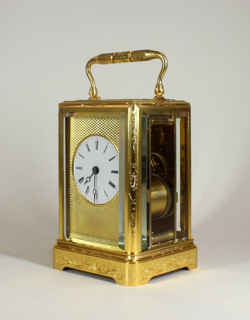 ONE PIECE ENGRAVED REPEATING CARRIAGE CLOCK - ADDITIONAL PHOTO 1