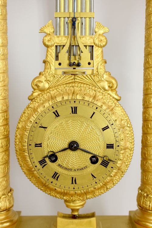 AN EXTREMELY FINE ORMOLU PORTICO MYSTERY CLOCK - ADDITIONAL PHOTO 6