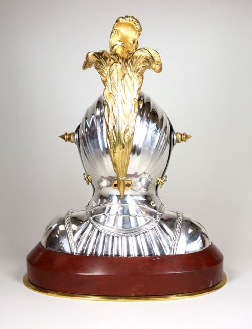GUILMET NOVELTY DESK TIMEPIECE IN THE SHAPE OF A KNIGHTS HELMET - ADDITIONAL PHOTO 10