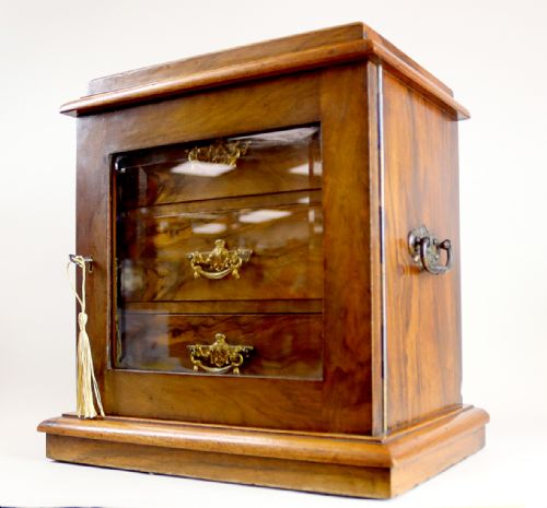 A VERY FINE ROSEWOOD HUMIDOR - ADDITIONAL PHOTO 1