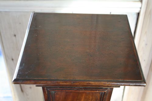 MAHOGANY PLINTHS - ADDITIONAL PHOTO 1
