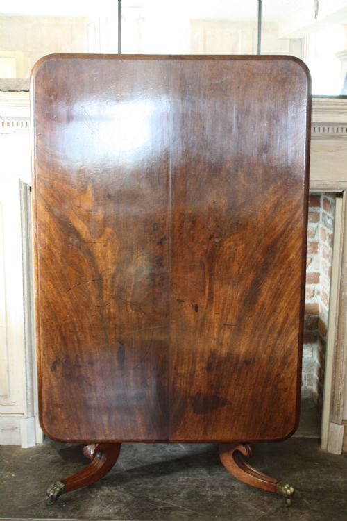 A REGENCY TILT TOP DINING TABLE - ADDITIONAL PHOTO 4