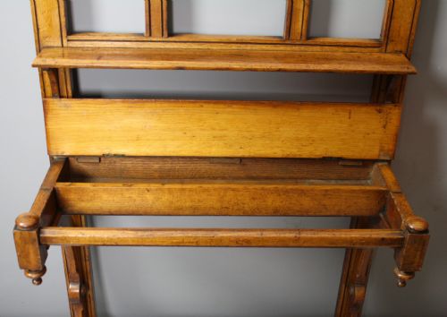 A VICTORIAN OAK COAT STAND - ADDITIONAL PHOTO 3