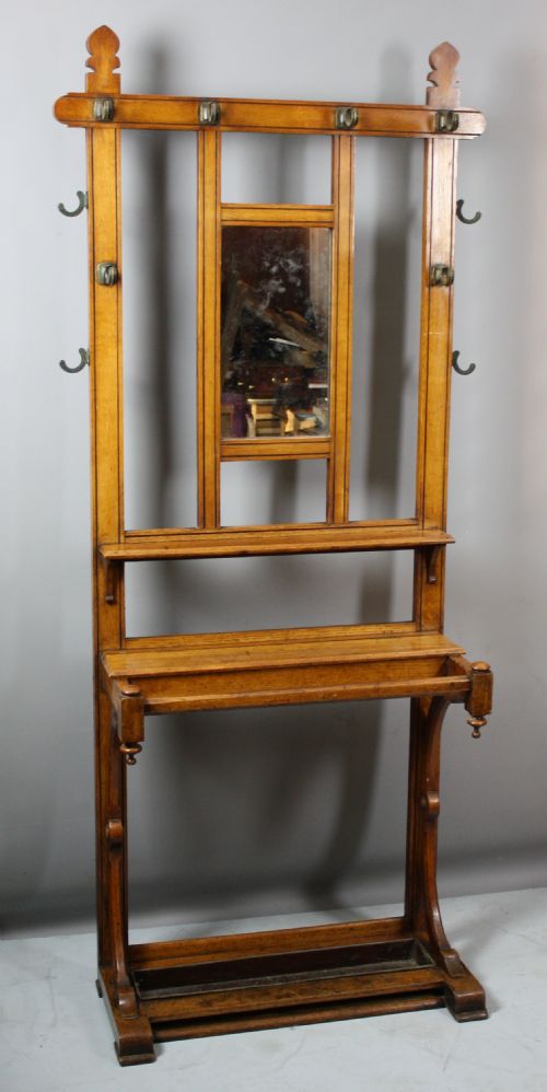 a victorian oak coat stand - CATEGORY: ANTIQUE FURNITURE - DATED 1880