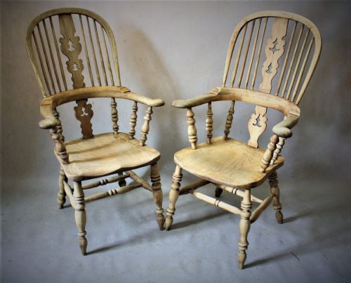 pair of elm windsor chairs - CATEGORY: ANTIQUE CHAIRS - DATED VICTORIAN