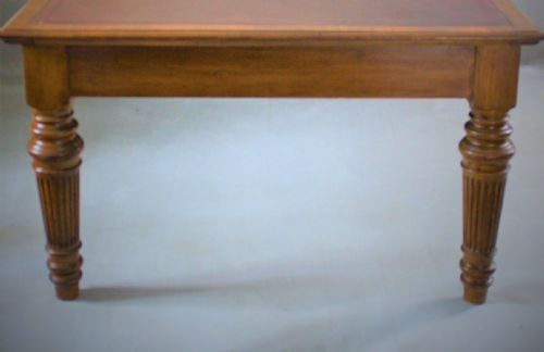 VICTORIAN MAHOGANY LIBRARY TABLE - ADDITIONAL PHOTO 1