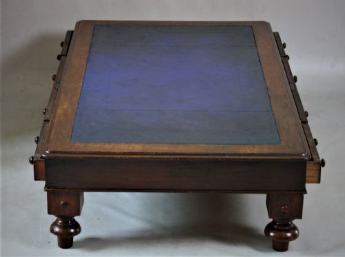MAHOGANY COFFEECENTER TABLE ADAPTED - ADDITIONAL PHOTO 1