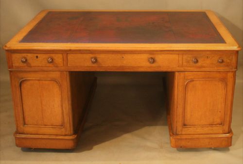 VICTORIAN OAK PARTNERS DESK - ADDITIONAL PHOTO 1
