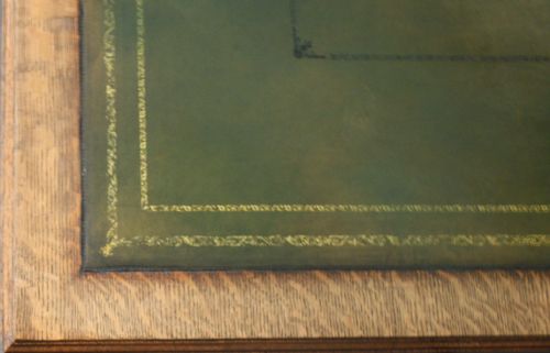 VERY LARGE PALE OAK COFFEELOW TABLE - ADDITIONAL PHOTO 5
