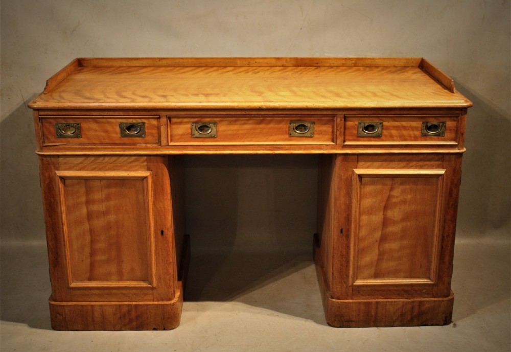 Campaign style Pedestal Desk