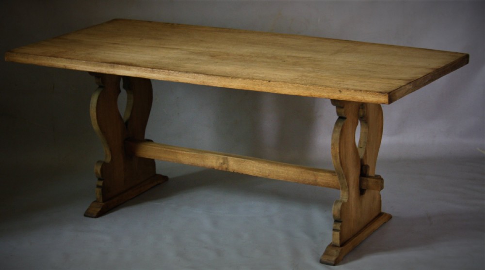 Bleached Oak Tavern / Trestle Table