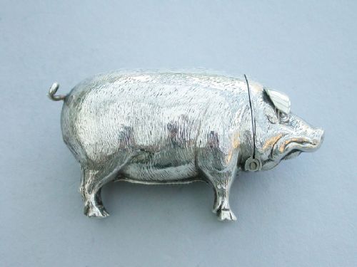 Edwardian Novelty Silver Pig Vesta Case
