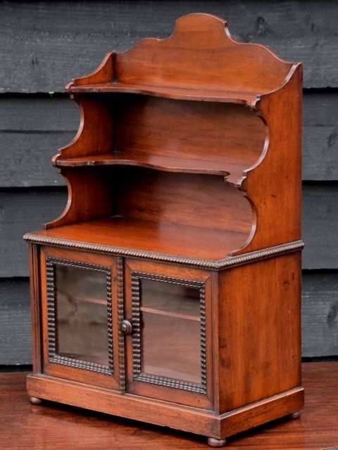 Victorian Mahogany Miniature Cabinet Apprentice Piece.
