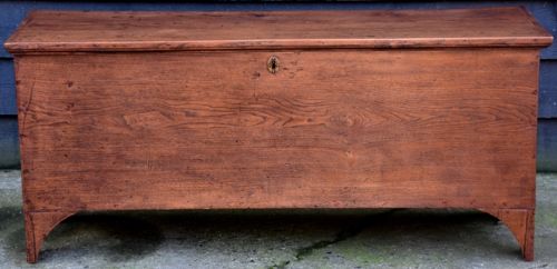 Circa 1740-50 Elm Six Plank Chest.