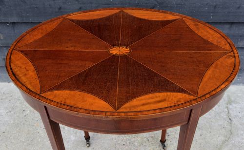 fig 1. Fine Quality Edwardian Mahogany & Satinwood Inlaid Oval Occasional Table, Circa 1900.