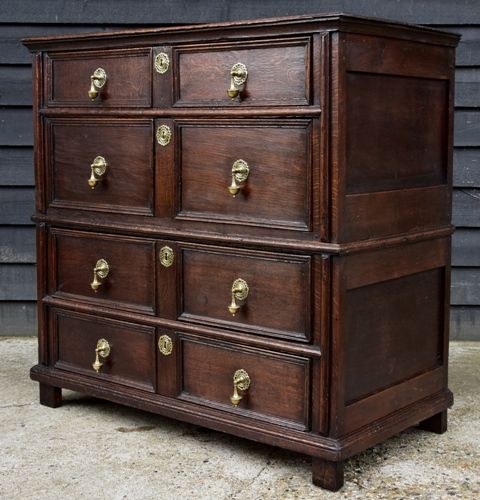 Excellent 17th Century Oak Two Part Chest of Drawers, Circa 1680-90.