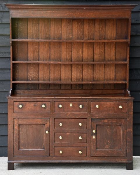 Beautiful 18th Century Oak Dresser.
