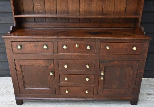 fig 1. Beautiful 18th Century Oak Dresser.
