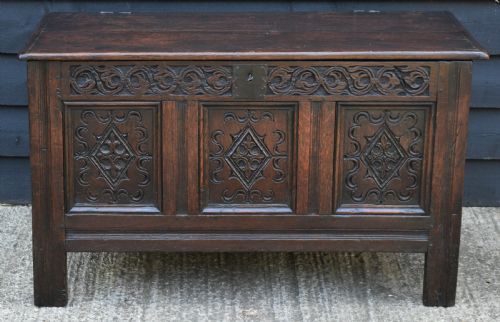 Beautiful Oak Panelled Coffer Box C.1690