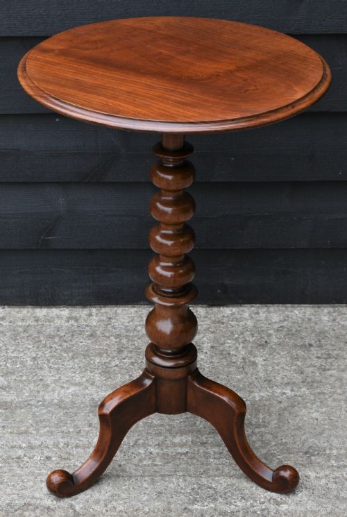 Lovely Victorian Mahogany Wine Table C.1860.