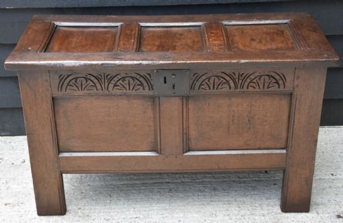 Handsome 17th Century Oak Coffer C.1680, Small Proportioned.