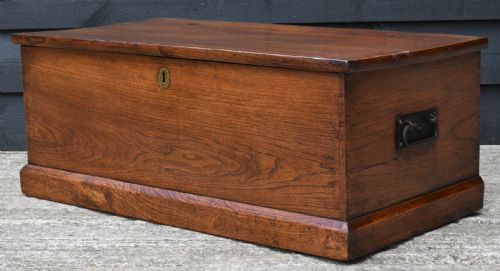 Lovely Georgian Elm Blanket Box C.1800, Small Proportions.