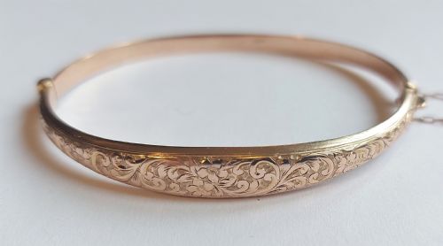 Beautiful Edwardian 9ct Rose Gold Bangle Bracelet, Engraved Floral & Foliate Decoration, Made by Smith & Pepper.