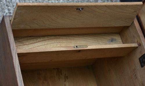 SUPERB GEORGIAN ELM BOX C1800 - ADDITIONAL PHOTO 8