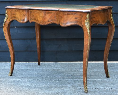SUPERB 19TH CENTURY FRENCH KINGWOOD WRITING DESK C18901900 SERPENTINE MARQUETRY INLAID