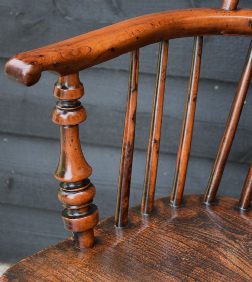 SUPERB MATCHED PAIR OF GEORGIAN YEW ELM WINDSOR ARMCHAIRS 18TH CENTURY - ADDITIONAL PHOTO 6
