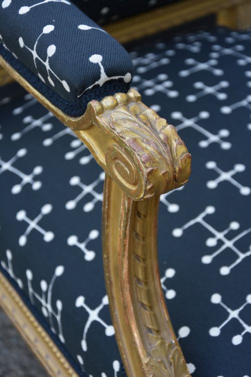 BEAUTIFUL FRENCH GILT OPEN ARMCHAIR C1900 - ADDITIONAL PHOTO 2