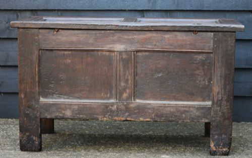 HANDSOME 17TH CENTURY OAK PANELLED COFFER BOX C1680 SMALL PROPORTIONS - ADDITIONAL PHOTO 5