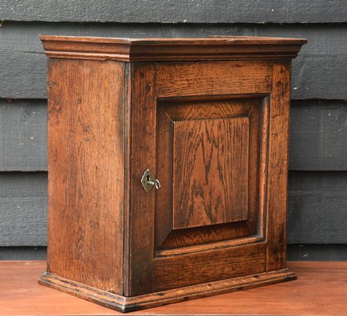 LOVELY EARLY 18TH CENTURY OAK SPICE CUPBOARD GEORGIAN - ADDITIONAL PHOTO 6