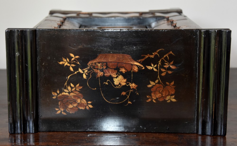 Beautiful 19th Century Japanese Black & Red Lacquered & Gilded Jewellery Box View III