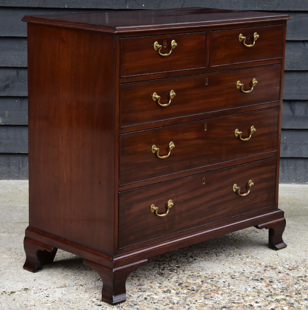 Excellent Quality George III Mahogany Chest of Drawers, Circa 1780.