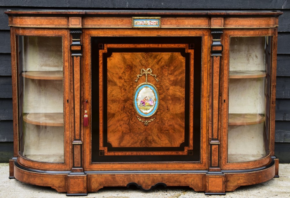 Superb Quality Victorian Burr Walnut & Ebonised Credenza