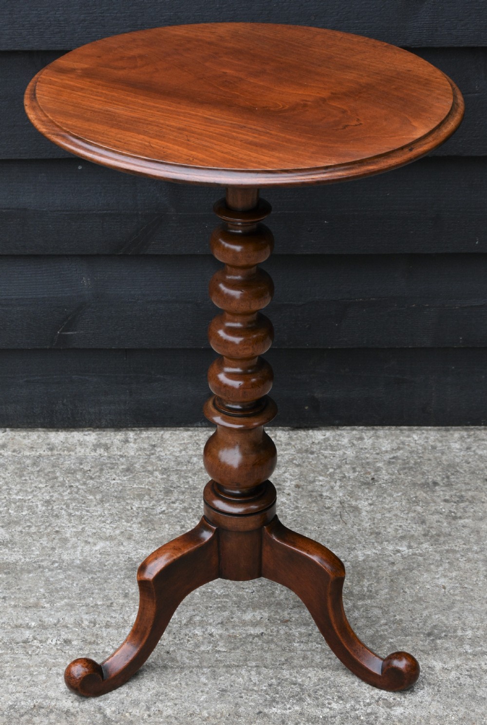 Lovely Victorian Mahogany Wine Table C.1860.