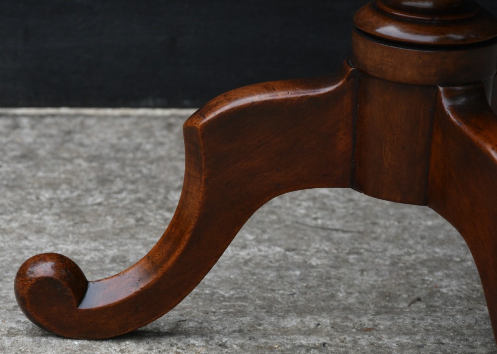 Lovely Victorian Mahogany Wine Table C.1860. View V