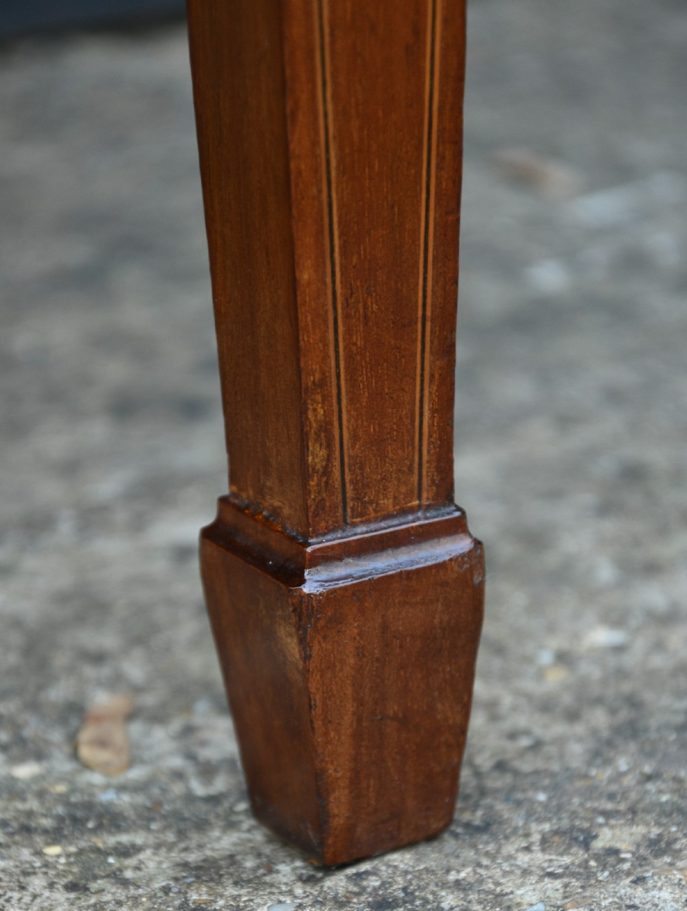 Good Quality, True Pair of Edwardian Mahogany & Inlaid Bedside Cupboards Cabinets c.1910 View XI