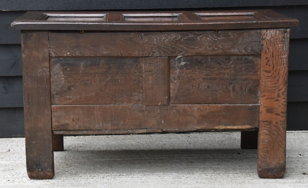 Handsome 17th Century Oak Coffer C.1680, Small Proportioned. View VI