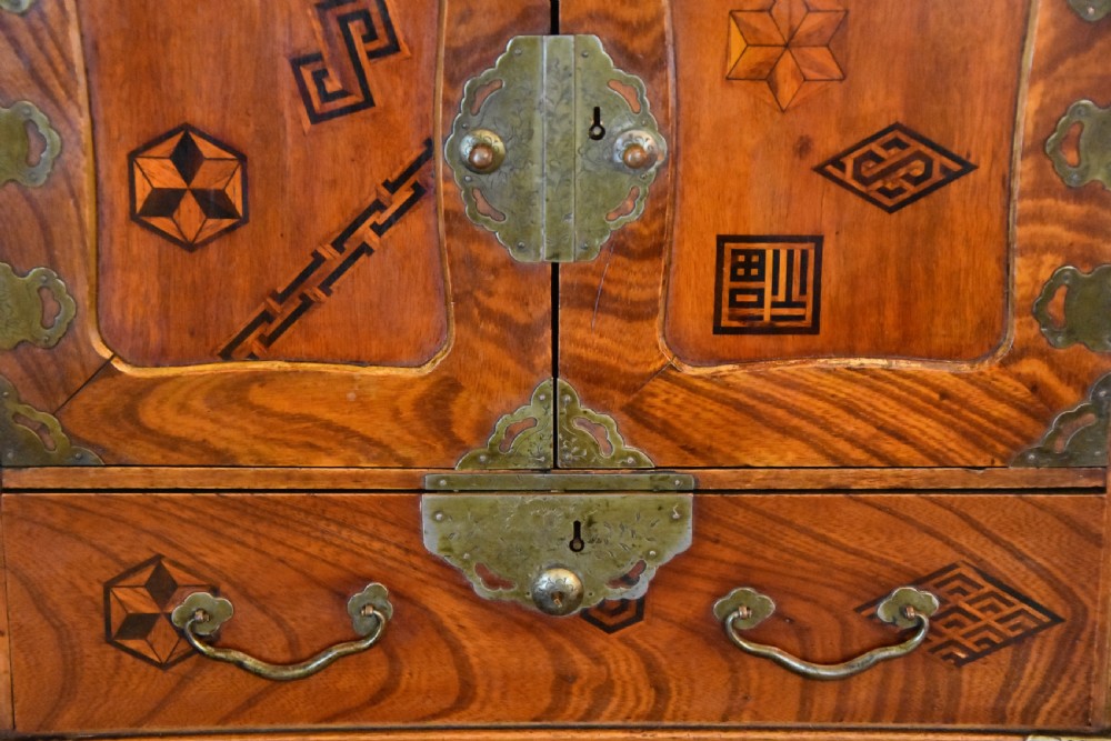 Excellent 19th Century Antique Japanese Jewellery Cabinet (shodana), Inlaid Elm. View IX