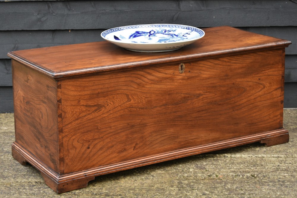 Lovely 19th Century Large Elm Blanket Box C.1830. View VIII