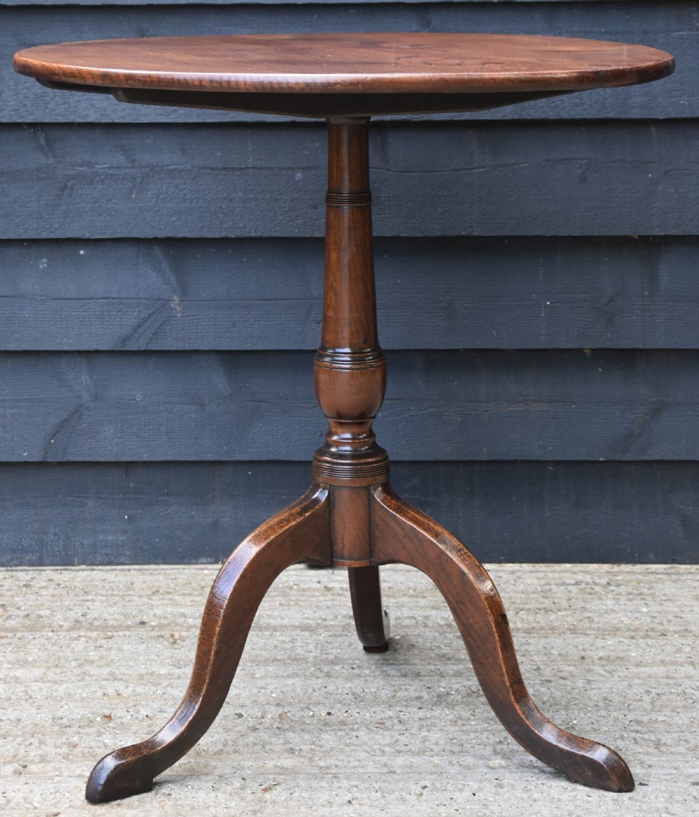 Handsome Georgian Elm & Oak Tripod Wine Table With Tilt-Top. View II